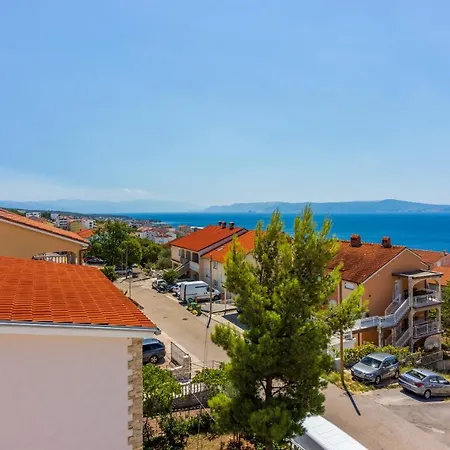 Max * Crikvenica