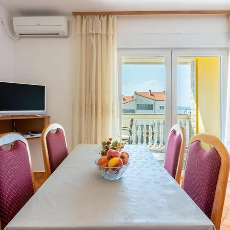 Apartment Max *
